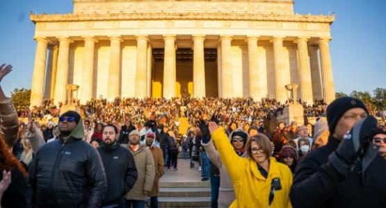 3. The crowd gathered for the 43rd year on the steps of the Lincoln Memorial. 3. The crowd gathered for the 43rd year on the steps of the Lincoln Memorial.