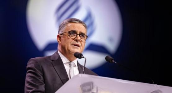 Erton C. Köhler is elected as the new president of the Seventh-Day Adventist Church. Photo by Nathaniel Reid / AME (CC 4.0) Erton C. Köhler is elected as the new president of the Seventh-Day Adventist Church. Photo by Nathaniel Reid / AME (CC 4.0)