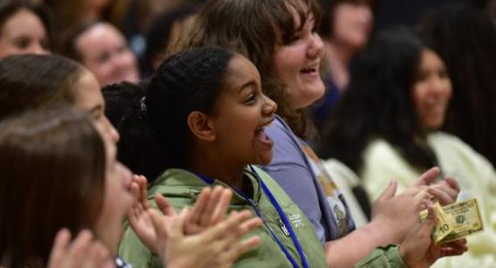 Eighth graders who attended the finale of last year’s Academy Days receives prizes for participating in class activities and group games. Eighth graders who attended the finale of last year’s Academy Days receives prizes for participating in class activities and group games.