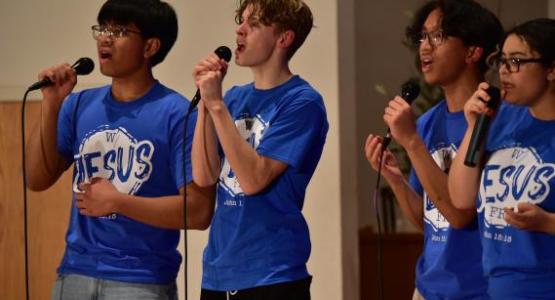 Singers Jimzen Manongdo, Braylen Sigulinsky, Matt Dela Paz and Dani Flores lead praise and worship during the student-led Week of Prayer. Singers Jimzen Manongdo, Braylen Sigulinsky, Matt Dela Paz and Dani Flores lead praise and worship during the student-led Week of Prayer.