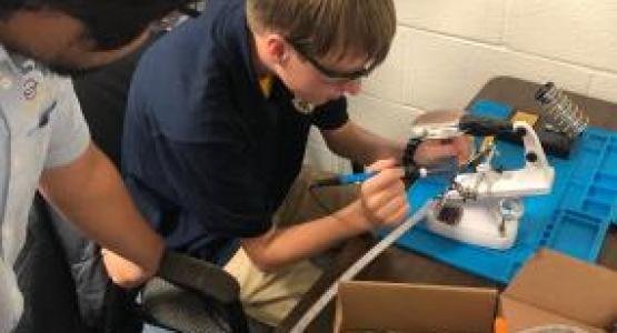 HVA STEM student Ian Voorhees (’22) does preliminary work on the High Altitude Balloon project.