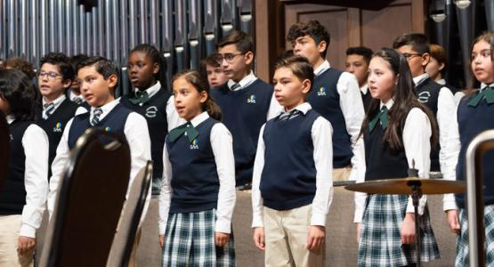 The Adventist Children’s Choir, founded by Jane Lanning, gives students the opportunity to learn many of the older, beautiful hymns. Spencerville Adventist Academy, Chesapeake Conference, Tissiana Bowerman