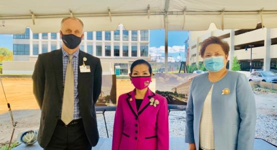 Terry Forde, President and CEO, Adventist HealthCare (AHC); Yumi Hogan, Maryland’s First Lady; and Eunmee Shim, President, AHC Fort Washington Medical Center & AHC Ambulatory Networks. Terry Forde, Yumi Hogan, Eunmee Shim