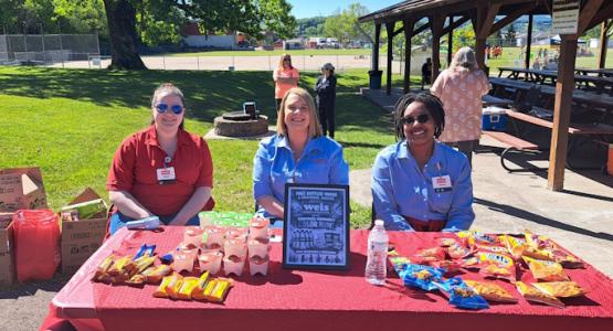 Frostburg Church Holds Community Color Run Race, Mountain View Conference, Color Run, Cumberland Union Rescue Mission, Frostburg Community Park, Michelle Kho