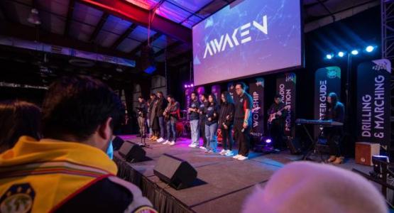 Youth and young adult leaders from the New Jersey Conference worship together at a 2025 training event. Youth and young adult leaders from the New Jersey Conference worship together at a 2025 training event.