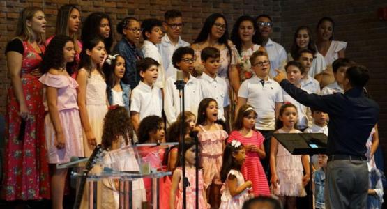 Grow’n Praise children’s choir commemorates the 20-year anniversary of the Capital Brazilian Temple in song.