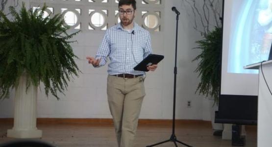 Andrew Abbott, pastor of the Seneca church, preaches at the “Revelation Speaks” seminar. Andrew Abbott, pastor of the Seneca church, preaches at the “Revelation Speaks” seminar.