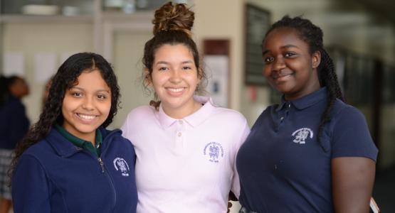 Shenandoah Valley Academy students Cynthia Chavez-Moreno ‘19, Giselle Villatoro ‘20 and Bridget Moonga ‘19 gather. Photo by Laura Short