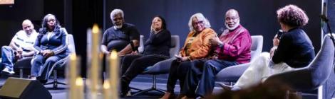 Shelley Hunt (right), the Women’s Ministries leader at the Grace Community church, facilitates a con- versation between couples on the topic of working through difficult moments.