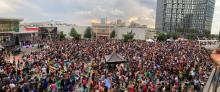 More than 5,000 listeners and mall shoppers recently joined WGTS 91.9 on the “2019 Ice Cream Tour” as they took over the Plaza at Tysons Corner Center.