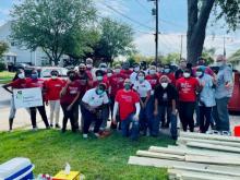 More than 50 volunteers from the Takoma Park church and community spent a recent Sabbath day restoring a 75-year-old grandmother’s home and yard.